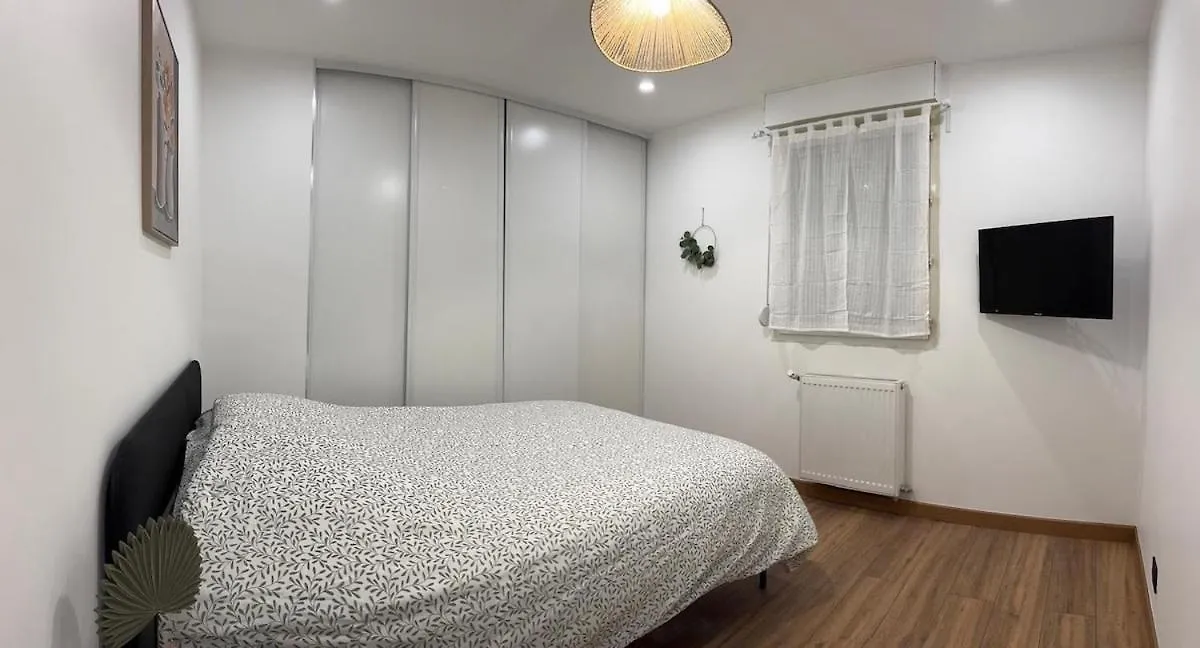 Apartment Joli Appartement T4 Fontaines-sur-Saone France